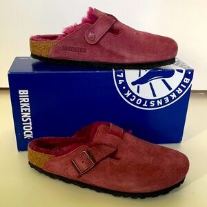 Like new! Birkenstock Boston Shearling Burgundy Suede Clogs 38